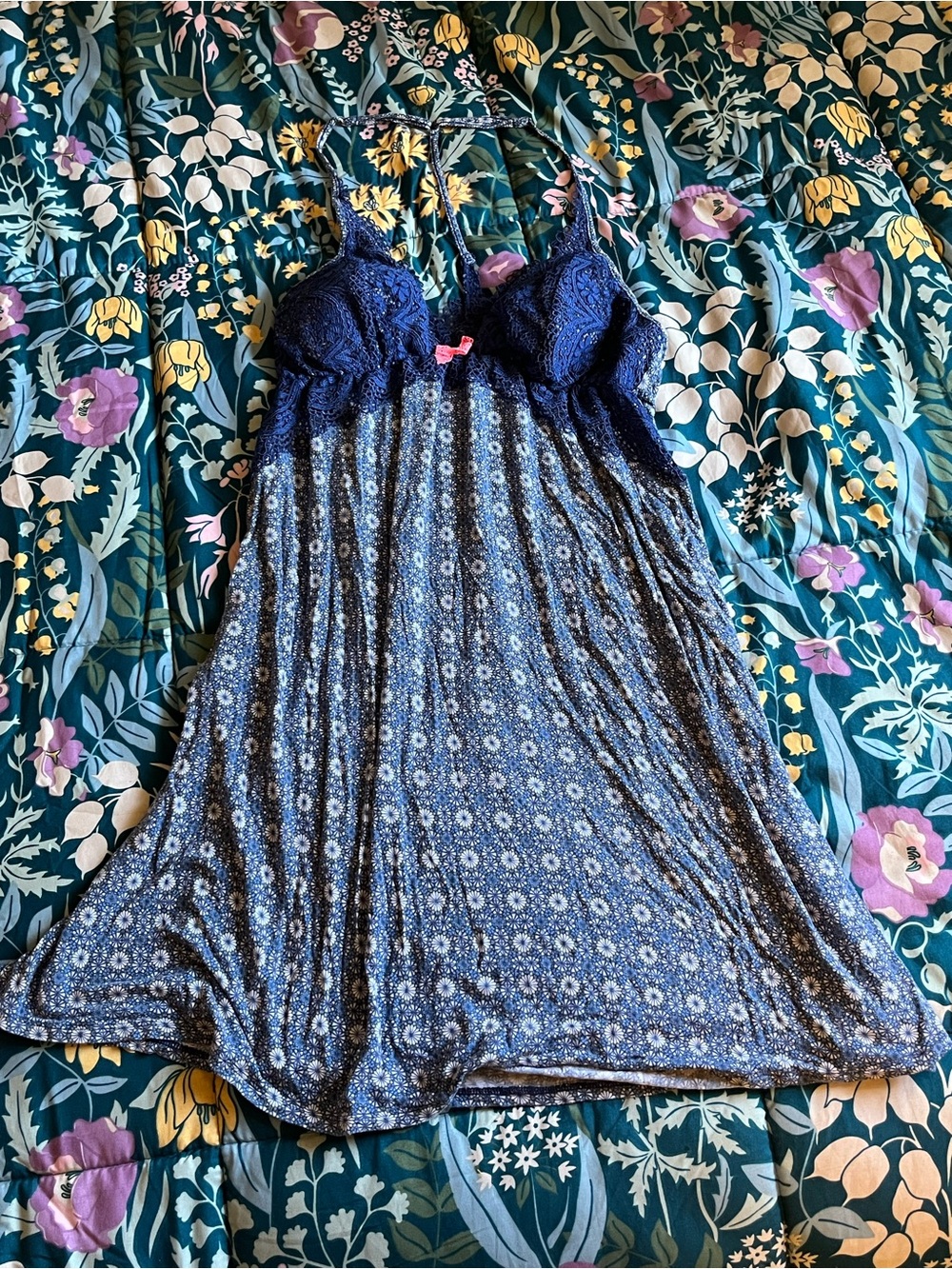 Victoria's Secret Navy Lace-Top Floral-Print Chemise Nightgown Size Large